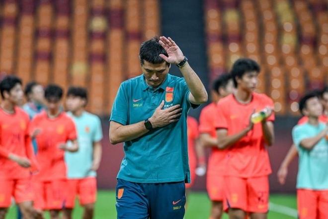 国安夏窗离队第一热门人选预测!20岁的他或租借去陕西,引发热议