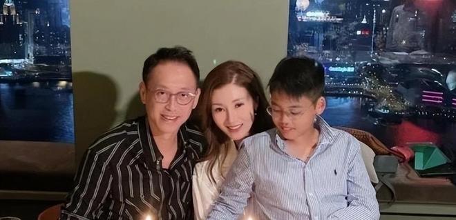 记者：内马尔可能无法在对阵海地的比赛中登场