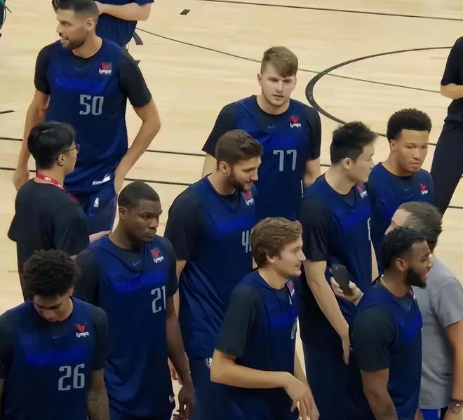 硬汉！尼克斯米罗完成右手小指骨折手术 计划戴护具出战总决赛