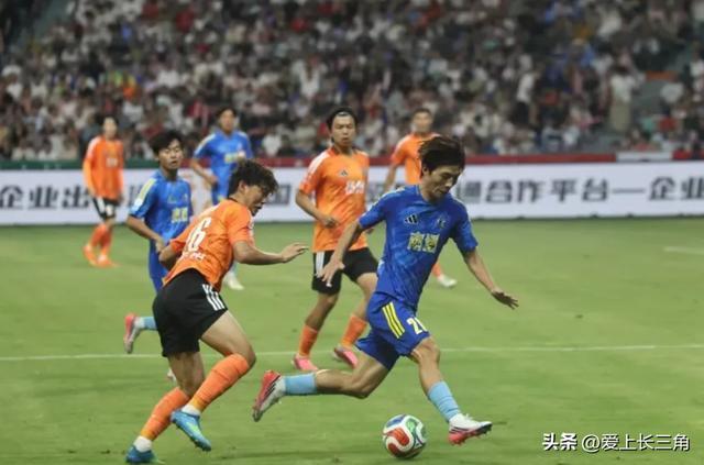 3场丢5球！阿根廷虽然晋级世界杯4强，梅西却高兴不起来，斯卡洛尼已江郎才尽
