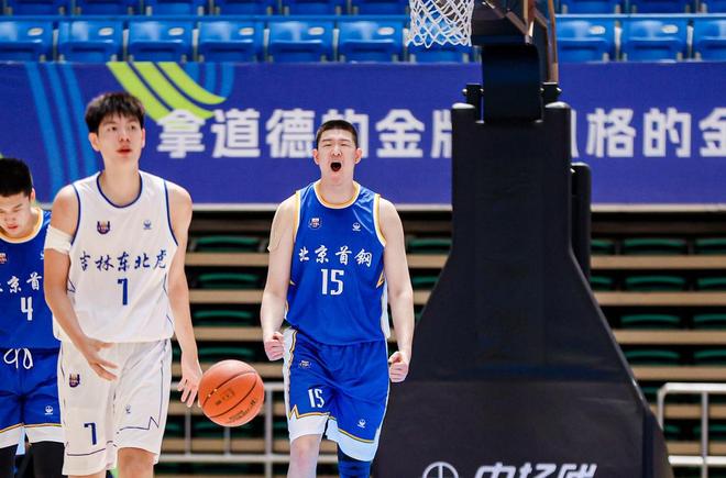 内外线齐升级!锁定祝铭震、杨文学,山东男篮拉开今夏引援大幕