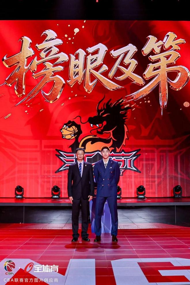 世界杯首秀的“老熟人” 洛佩特吉创造历史洗刷耻辱