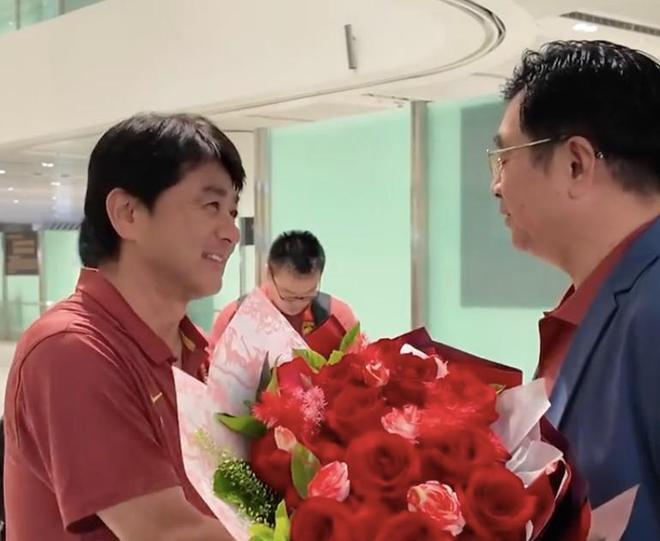 Here we go!罗马诺:澳大利亚国脚奥孔
