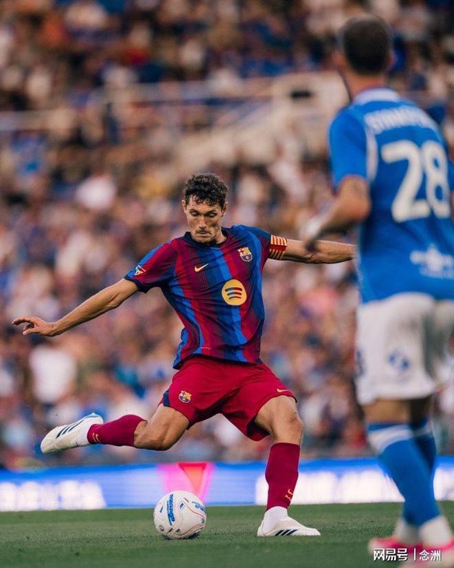 国家卫健委紧急呼吁：放下那杯“小甜水”！最新研究：水烧开再喝，微塑料摄入暴跌80%，身体正在悄悄“逆龄”
