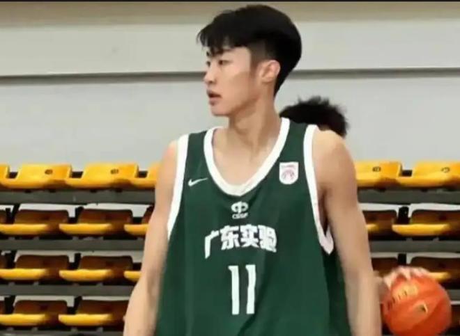老兵版一战成名，沃齐尼亚是世界杯史上第三年长的零封门将