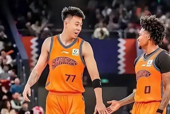美丽大长腿：那不是比例，是我在每一步中重新确认自己的落点